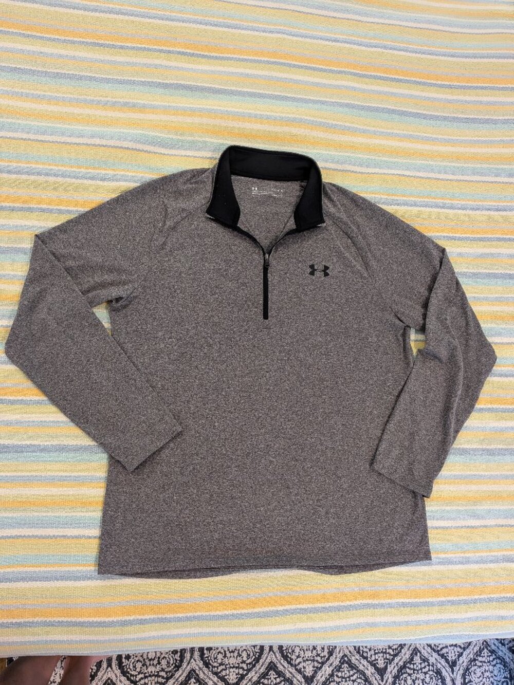 Under Armour Size L Heather Gray Quarter Zip Long Sleeve Athletic Golf Shirt Hea